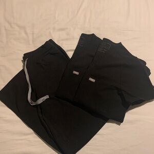 Women’s Black FIGS Scrub Set